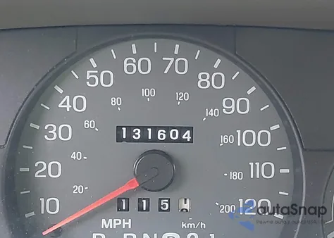 2002 Mercury Grand Marquis Gs из США, поврежденный, VIN 2MEFM74W62X642845